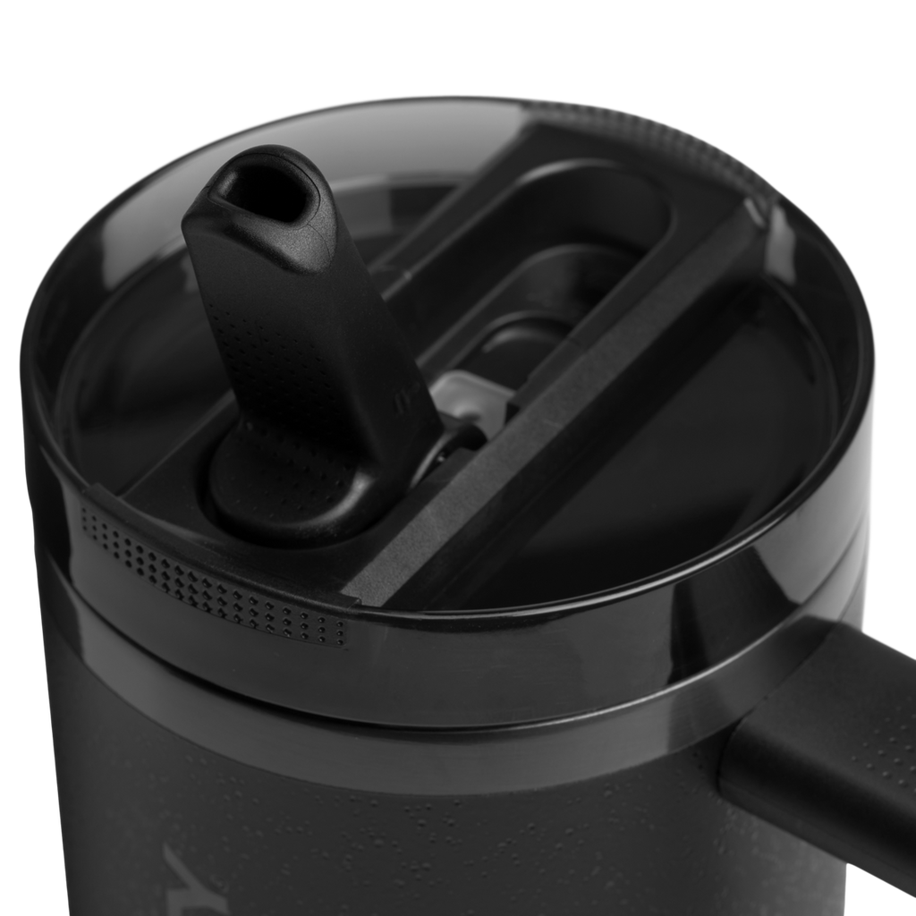 THE QUENCHER PROTOUR FLIP STRAW TUMBLER | 30 OZ